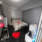 Relax בית הארחה 3*